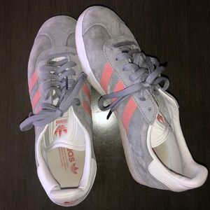 Adidas Gazelle Sneakers